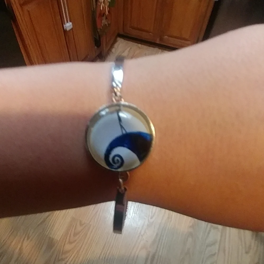 ❤️10/$40 New nightmare before Christmas bracelet halloween